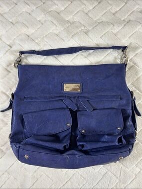 Kelly Moore Navy Blue Leather Shoulder/Camera Bag with Front Pockets 15 x 13 x 4